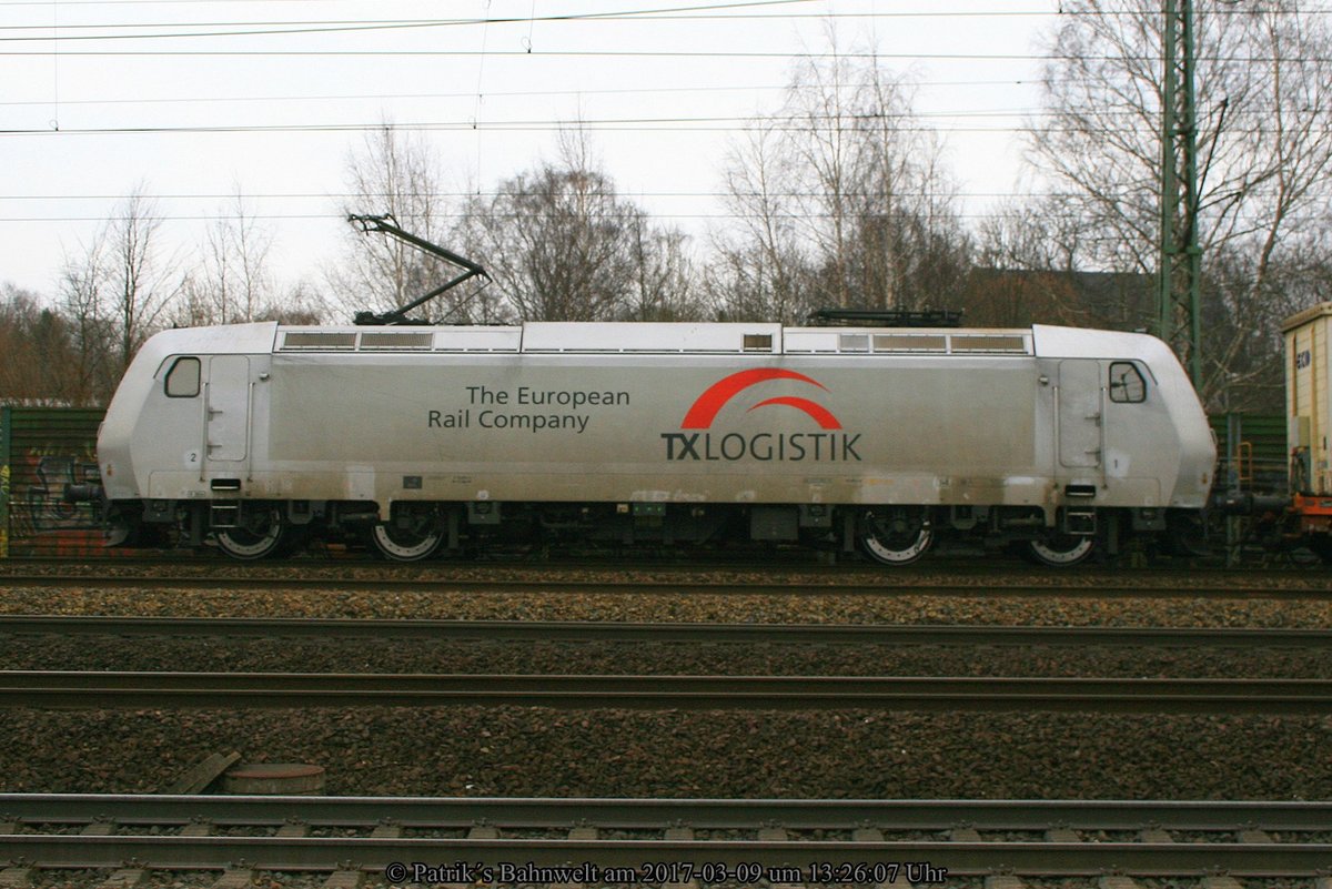 TXL 185 539 mit KLV-Zug  Ekol  am 09.03.2017 in Hamburg-Harburg