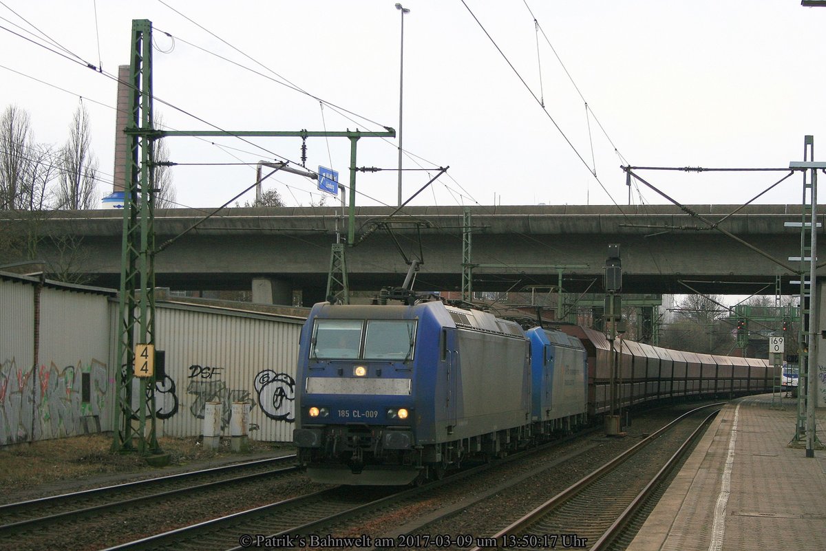 VPS 185 509 + VPS 185 530 mit Kohlewagenzug am 09.03.2017 in Hamburg-Harburg