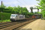 Metrans 386 003 mit Containerzug in Hamburg-Harburg am 02.07.2016