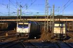 metronom-eisenbahngesellschaft-mbh/530392/246-005-mit-re5-nach-cuxhaven 246 005 mit RE5 nach Cuxhaven und Rpool / HSL E186 434 abgestellt am 29.11.2016 in Hamburg-Harburg