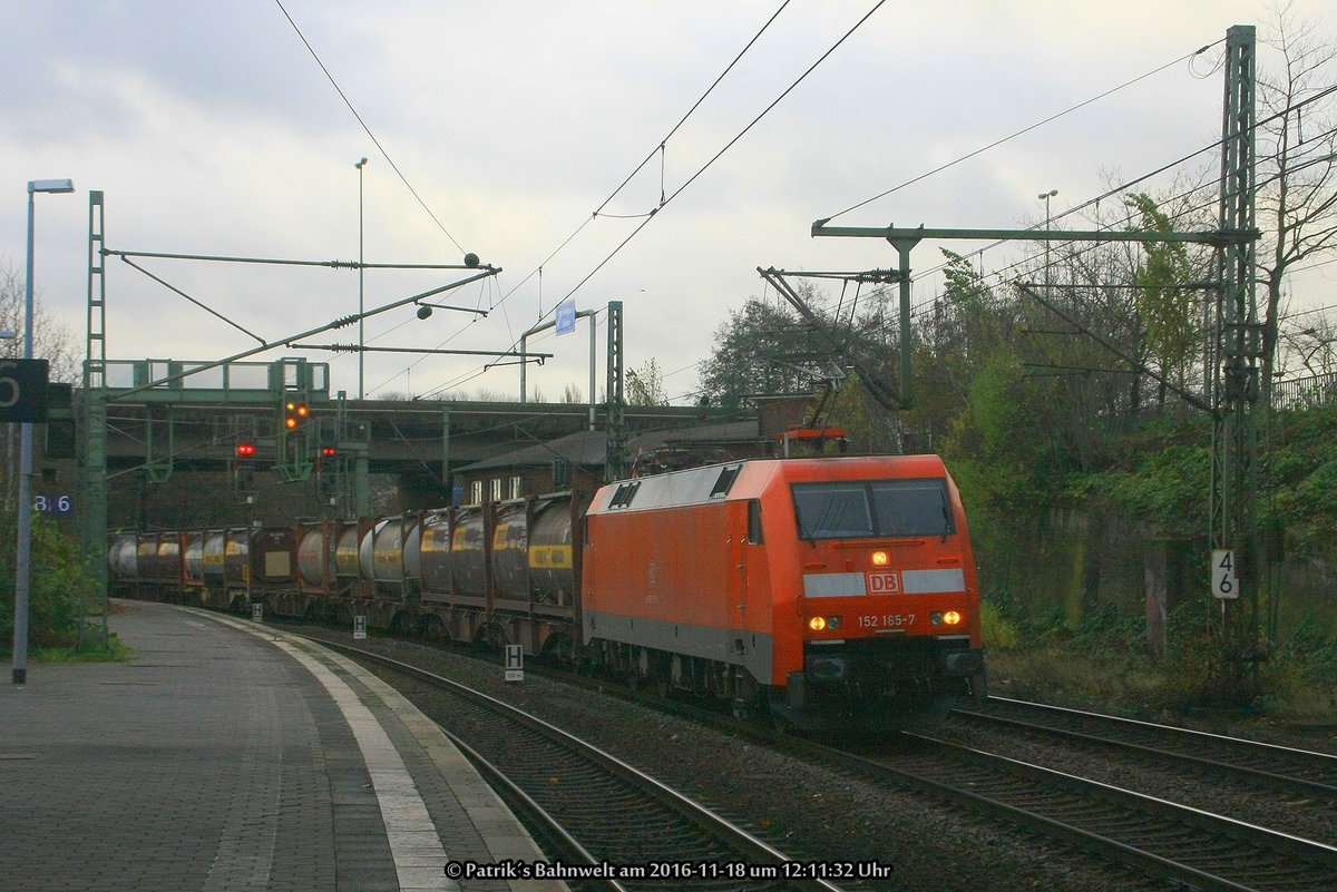 152 165 mit KT 20152 am 18.11.2016 in Hamburg-Harburg auf dem Weg nach Stade-Bützfleth