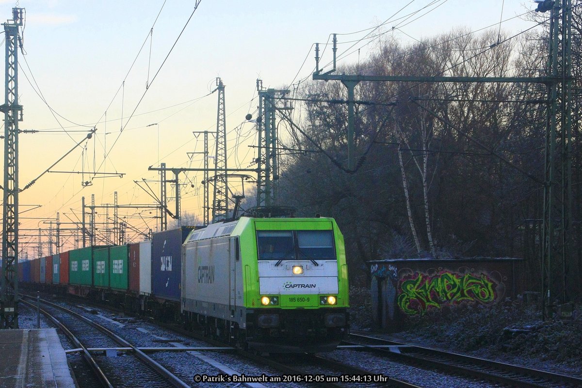 Captrain 185 650 mit Containerzug am 05.12.2016 in Hamburg-Harburg