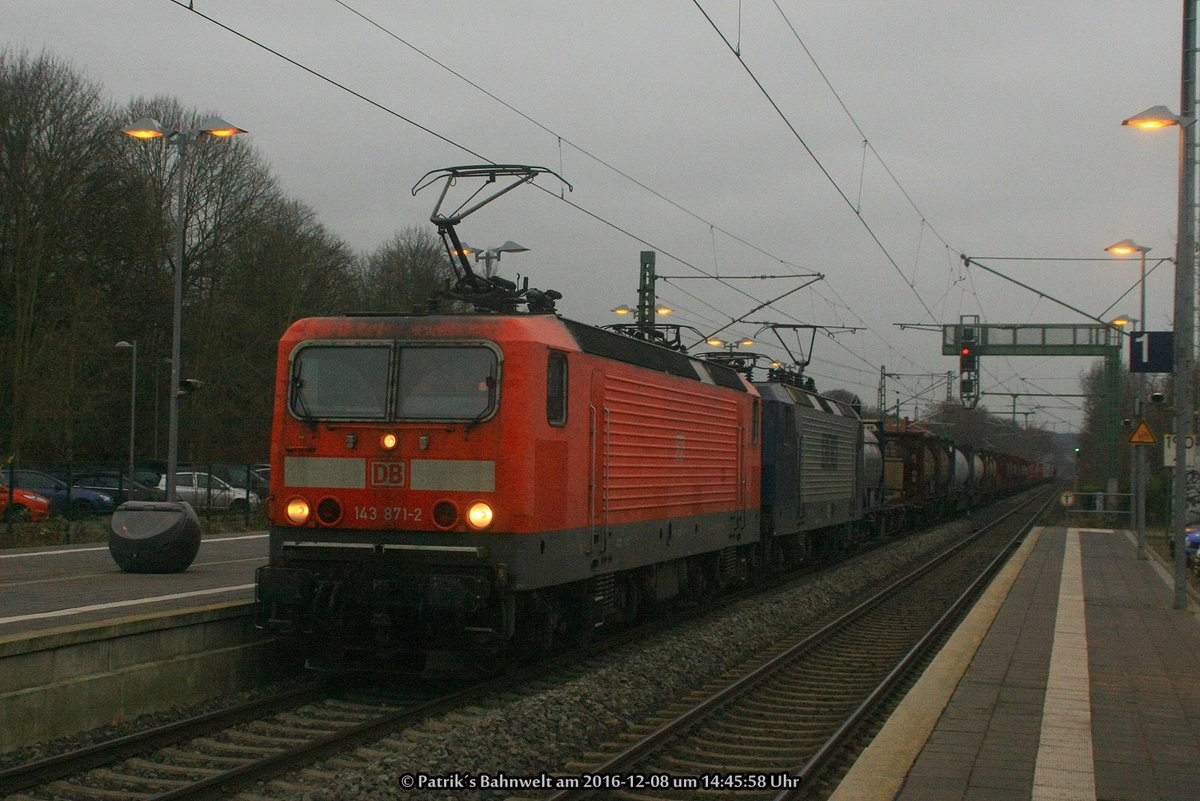 DB 143 871 +RBH 143 048 mit EK 53346 am 08.12.2016 in Buxtehude