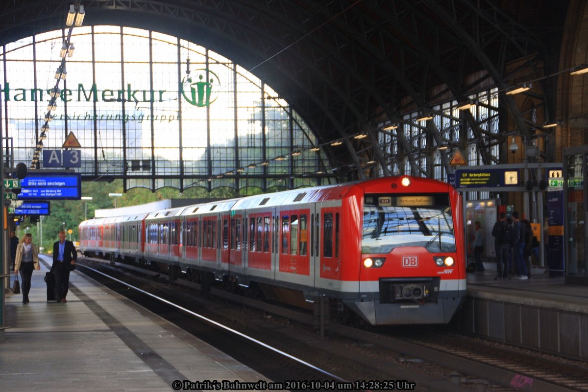 DB 474 009 als S31 am 04.10.2016 in Hamburg-Dammtor