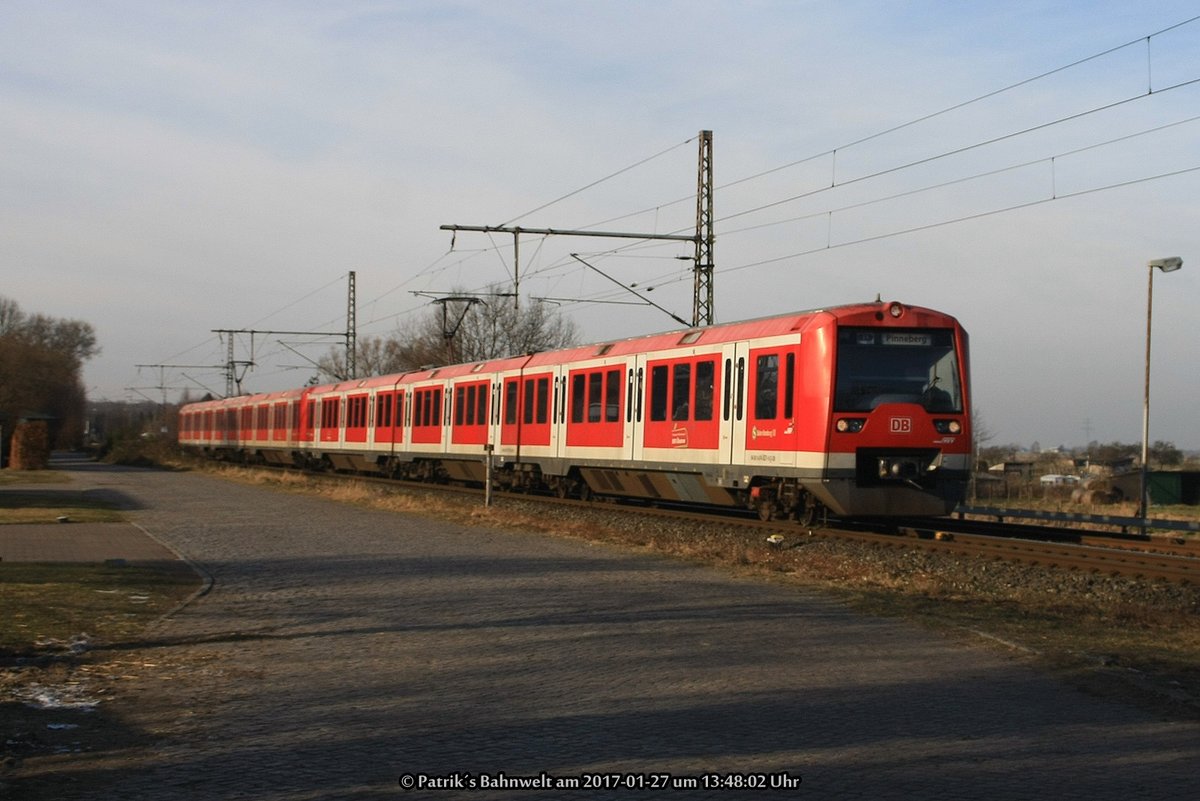 DB 474 142 + DB 474 136 als S3 nach Pinneberg am 27.01.2017 in Neukloster (Kreis Stade)