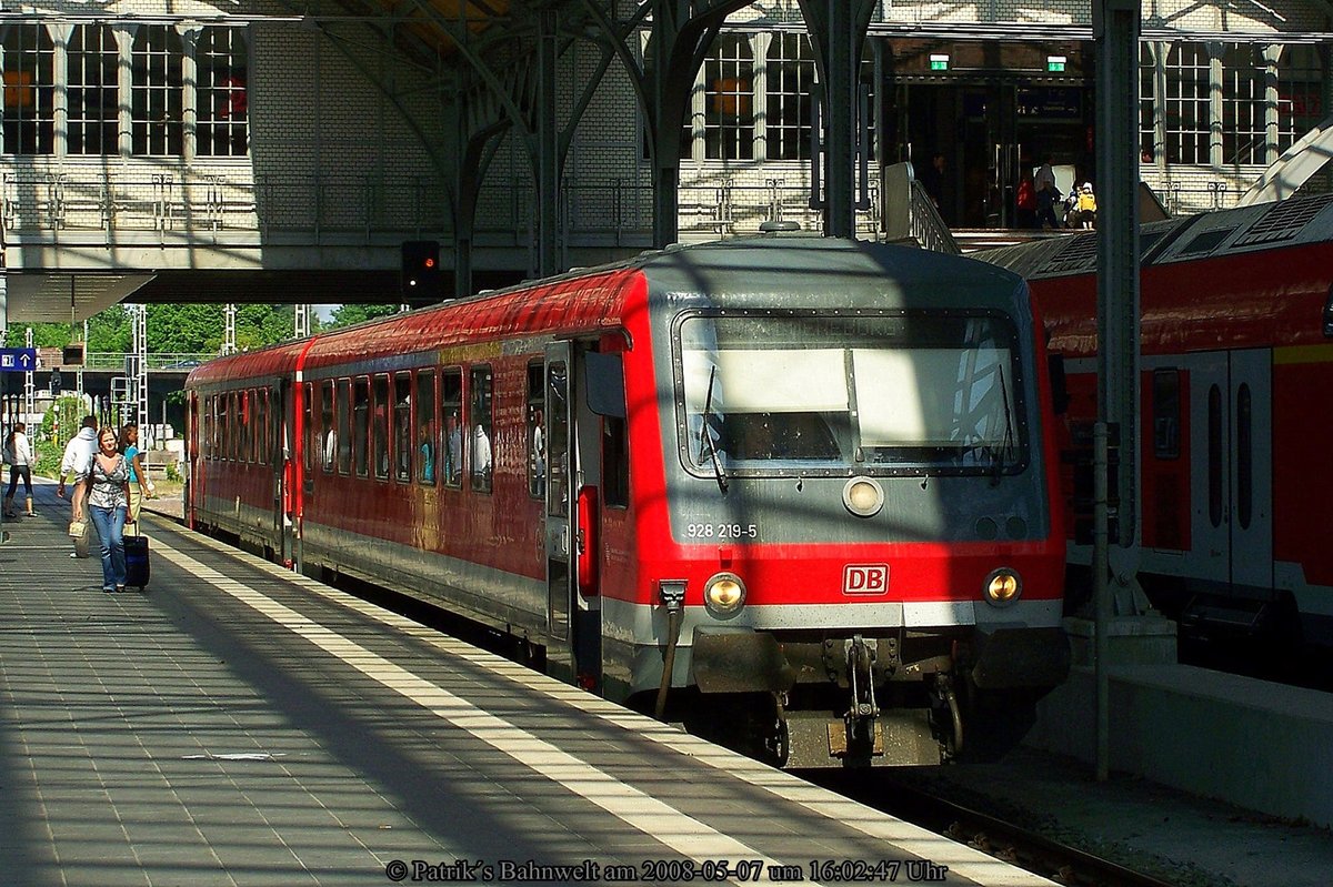 DB 628 219 am 07.05.2008 in Lübeck Hbf