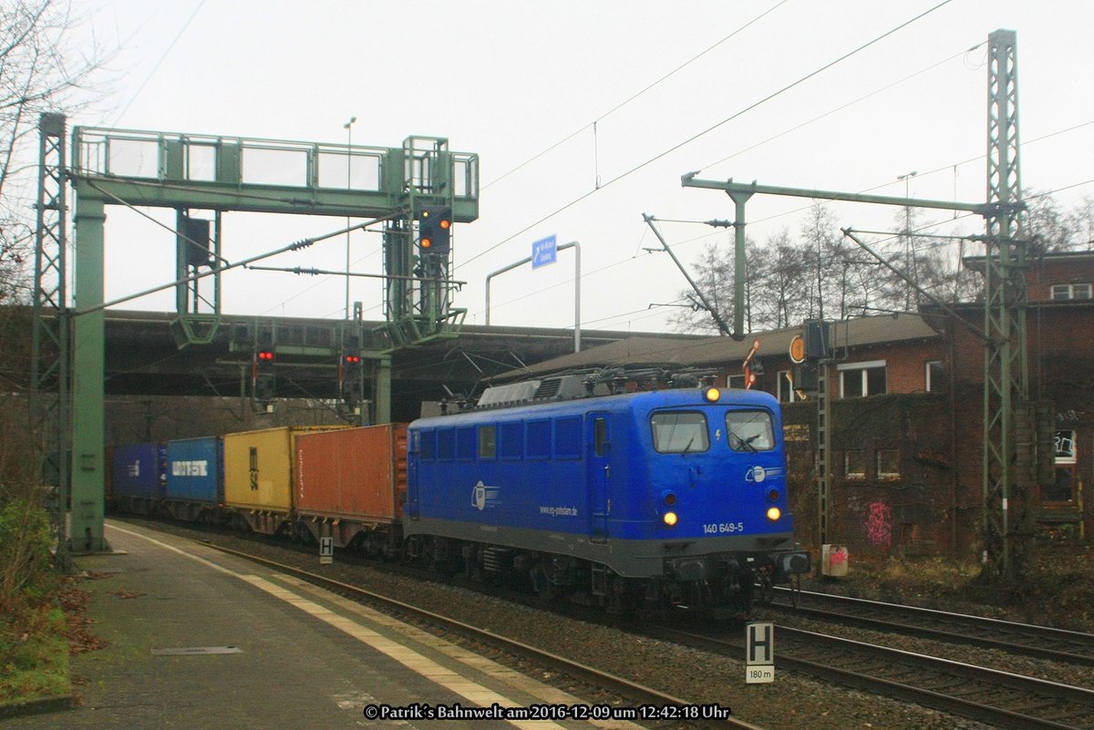 EGP 140 649 mit Containerzug am 09.12.2016 in Hamburg-Harburg