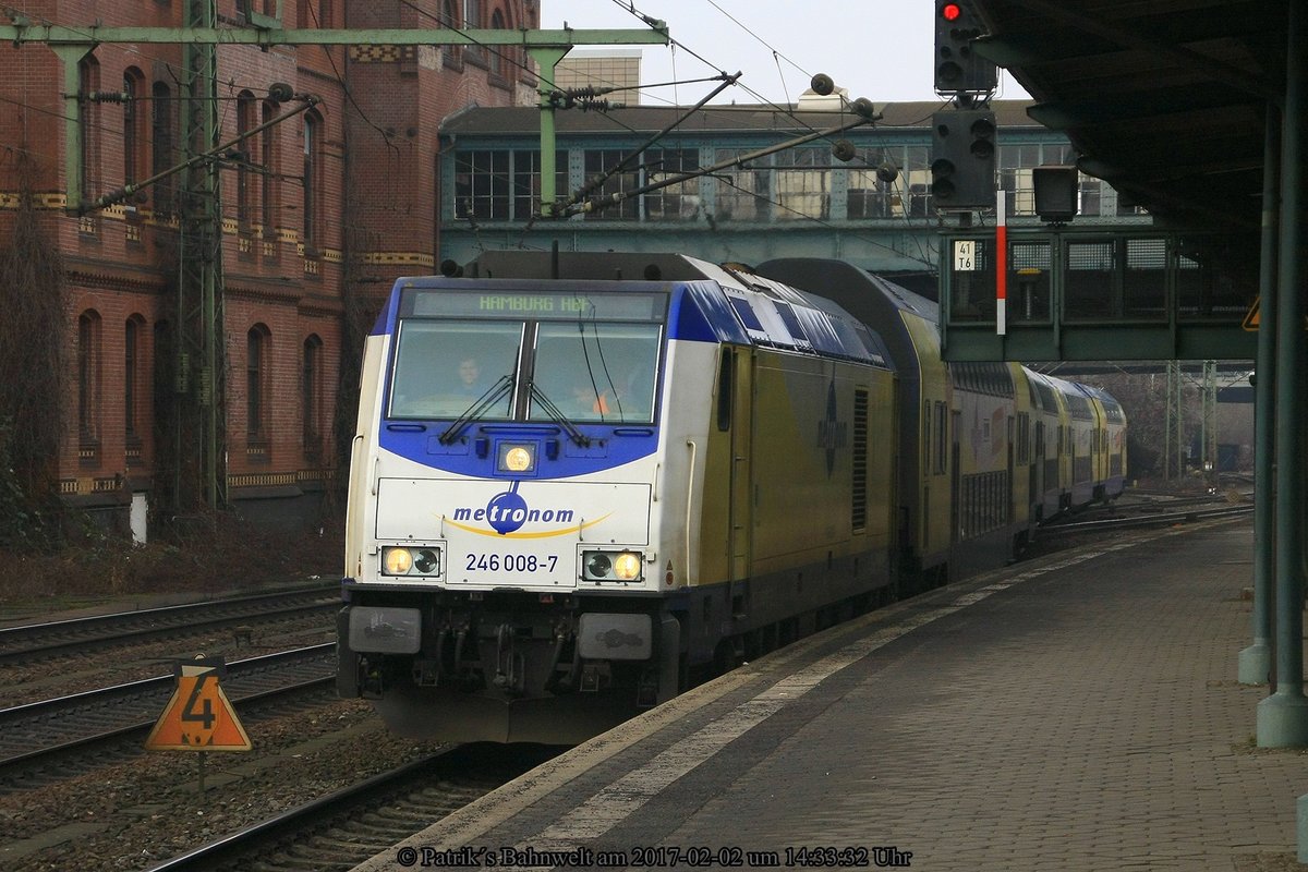 ME 246 008 mit RE5 nach Hamburg Hbf am 02.02.2017 in Hamburg-Harburg