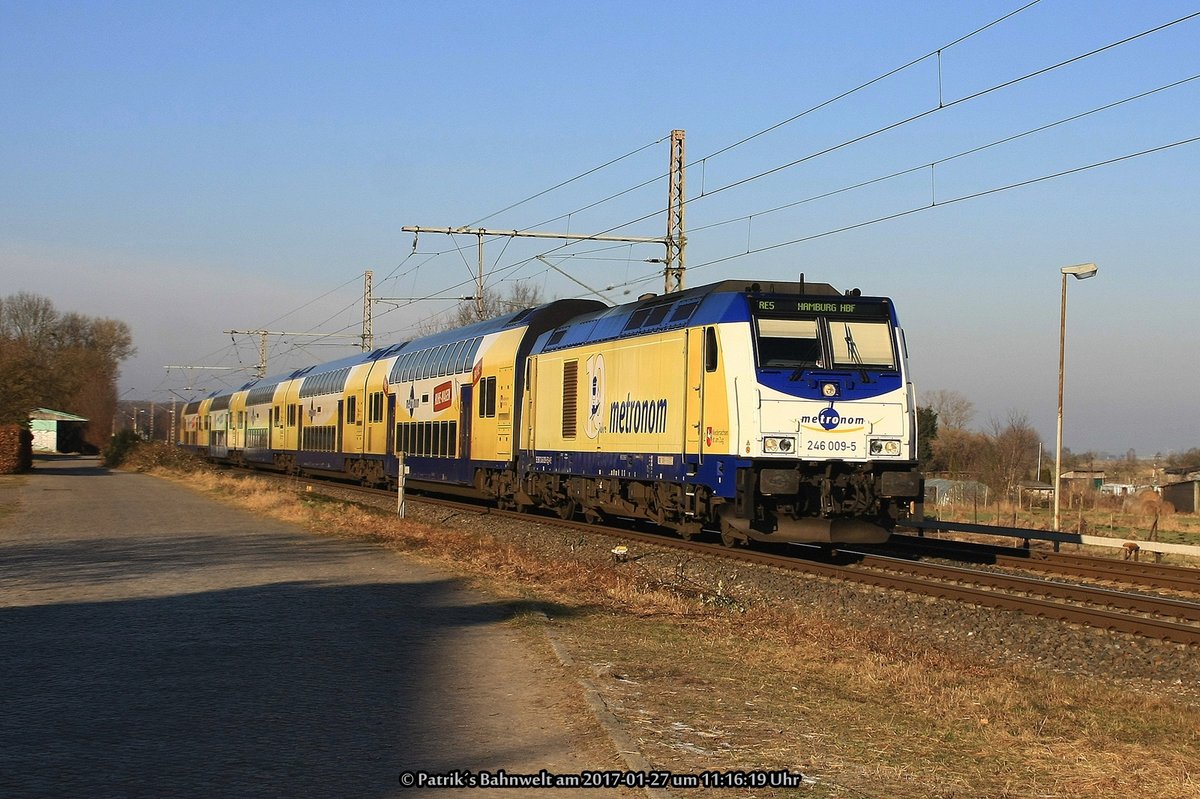 ME 246 009 mit RE5 nach Hamburg Hbf am 27.01.2017 in Neukloster (Kreis Stade)