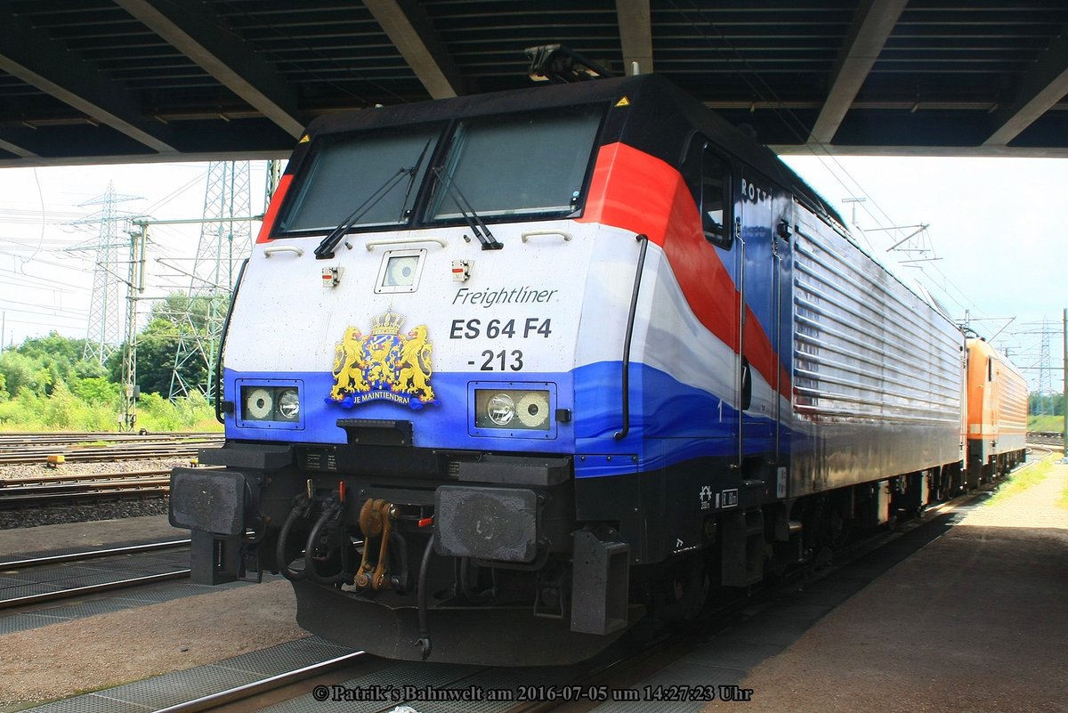 MRCE / Locon 189 213  Linked by Rail  abgestellt am 05.07.2016 im Hafenbahnhof Alte Süderelbe in Hamburg-Altenwerder