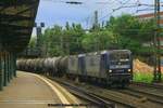 RBH 115 + RBH 105 mit Kesselwagenzug am 05.07.2016 in Hamburg-Harburg auf dem Weg Richtung Hamburg-Unterelbe/Seehafen