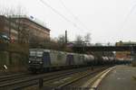 RBH 143 124 (RBH 124) + RBH 143 249 (RBH 129) mit Kesselwagenzug am 17.02.2017 in Hamburg-Harburg