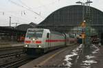 DB 146 555 mit IC 2432 am 21.01.2017 in Bremen Hbf