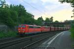 DB 151 112 + DB 151 098 mit Erzwagenzug am 09.08.2016 in Hamburg-Harburg