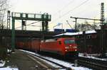 DB 152 042 mit Containerzug am 17.01.2017 in Hamburg-Harburg