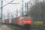 DB 152 053 mit Containerzug am 23.01.2017 in Hamburg-Harburg