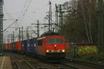 DB 155 108 mit Containerzug am 13.12.2016 in Hamburg-Harburg