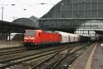 DB 185 157 mit Kohlewagenzug am 21.01.2017 in Bremen Hbf