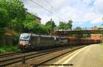 MRCE 193 615 + MRCE 193 616 mit Kohlewagenzug am 06.07.2016 in Hamburg-Harburg