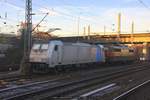 Rpool / HSL 186 434 & HSL 151 017 abgestellt am 29.11.2016 in Hamburg-Harburg