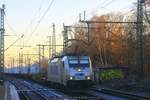 Metrans 386 014 mit Containerzug am 05.12.2016 in Hamburg-Harburg