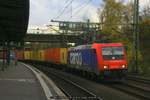 SBB Cargo 482 043 mit Containerzug am 18.11.2016 in Hamburg-Harburg