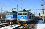 CD 371 001 & CD 371 015 am 04.02.2017 in Dresden Hauptbahnhof